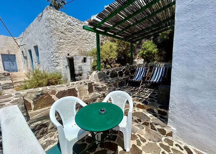 Lukianos House Nyaraló *