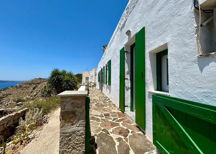 Nyaraló Lukianos House *