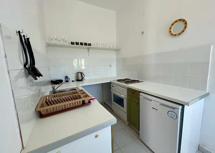 Lukianos House * Tripití