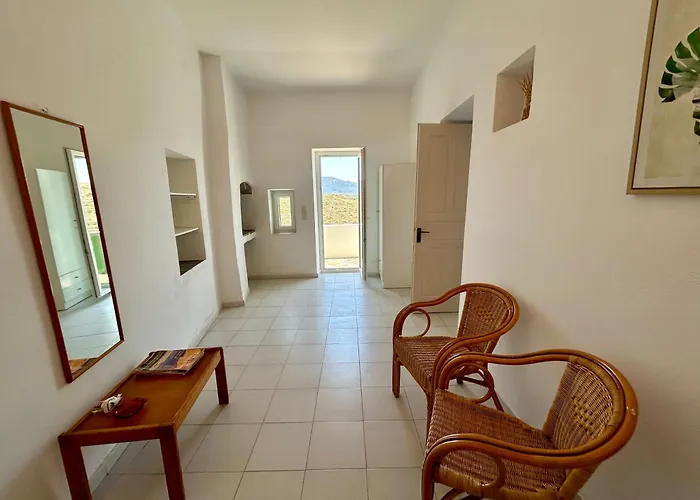 Nyaraló Lukianos House *