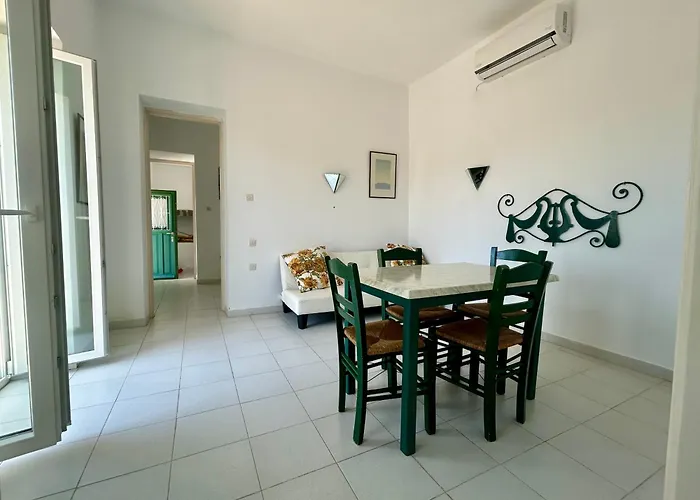 Nyaraló Lukianos House Tripití